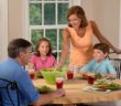 Family_eating_lunch__1_